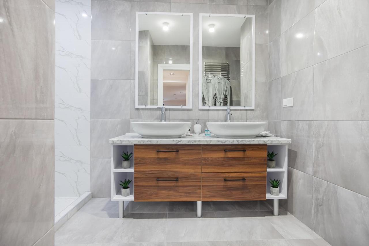 Amsterdam Lviv Apartments Dış mekan fotoğraf